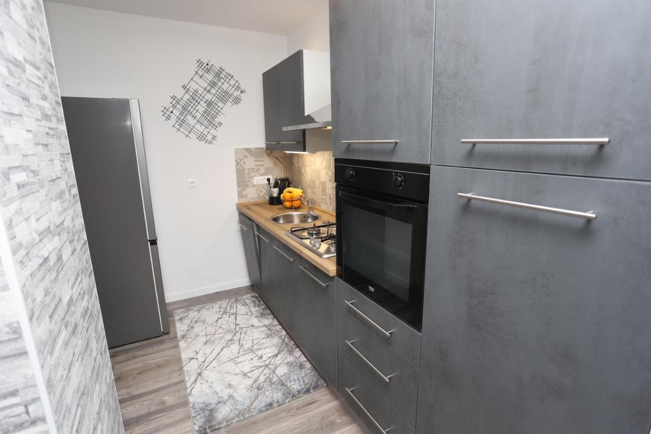 Apartman Perla Deluxe Porec Bagian luar foto