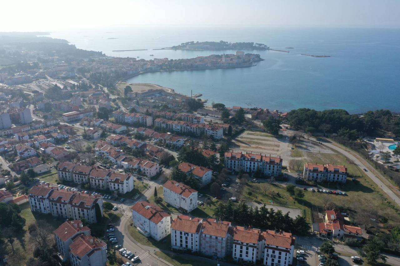 Apartman Perla Deluxe Porec Bagian luar foto