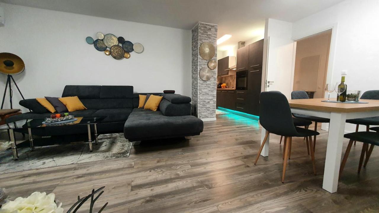 Apartman Perla Deluxe Porec Bagian luar foto